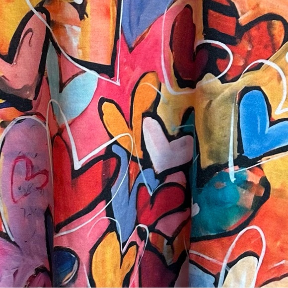 NO BRAND SHOWN Size XXL Vibrant Heart Pattern Sweatshirt - Picture 5 of 7